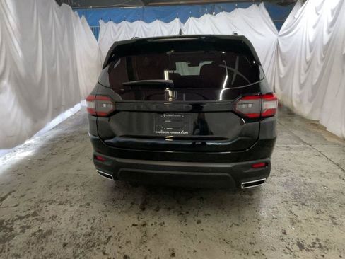 Used 2023 Honda Pilot Elite image 6