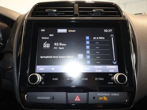 Used 2025 Mitsubishi Outlander Sport LE AWD/4WD image 12