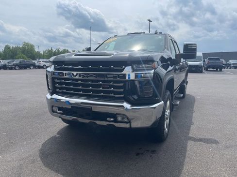 Used 2020 Chevrolet Silverado 2500 LTZ w/ LTZ Convenience Package image 4