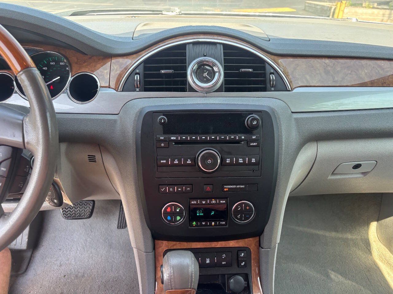 Used 2012 Buick Enclave Leather FWD image 12