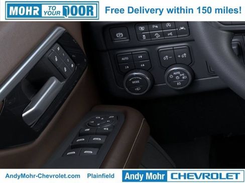 New 2026 Chevrolet Suburban High Country AWD/4WD image 29