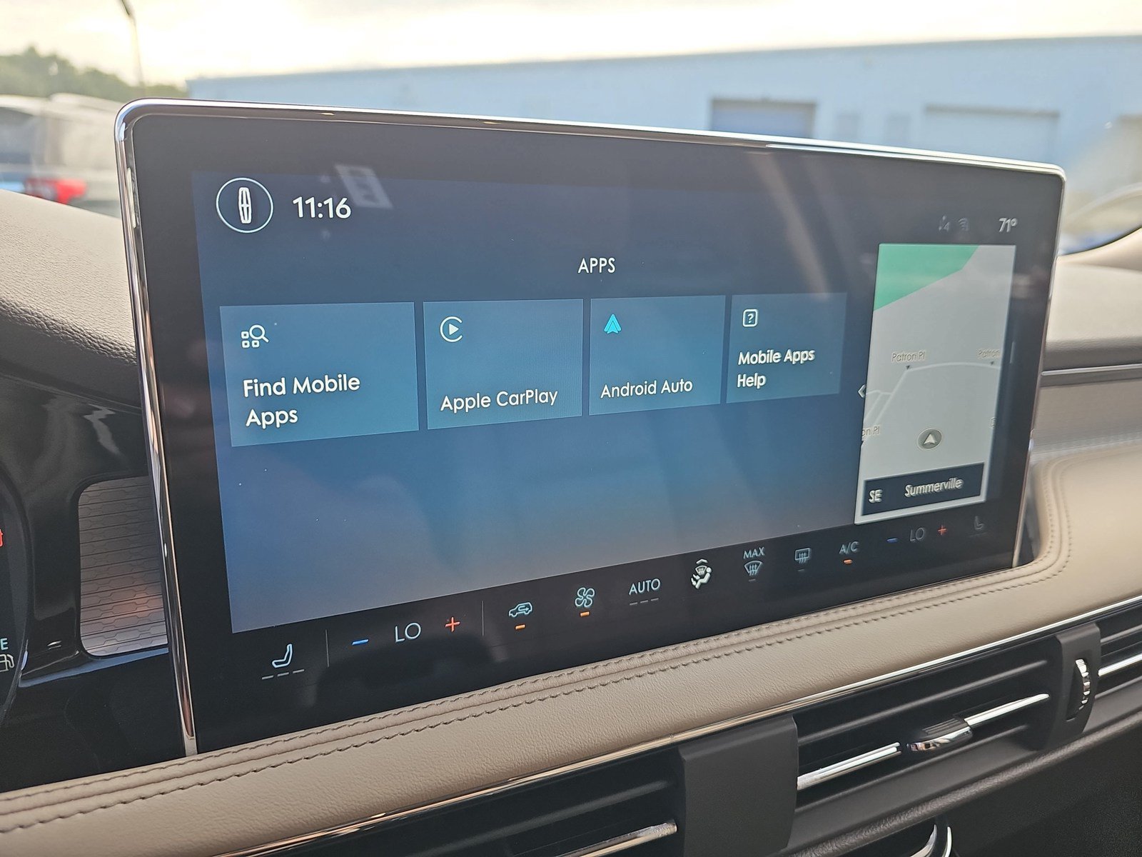 Used 2023 Lincoln Corsair FWD image 25