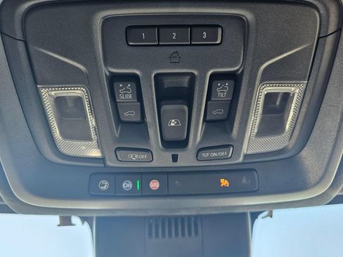 Used 2025 GMC Sierra 1500 Denali Ultimate AWD/4WD image 30