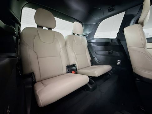 New 2026 Volvo XC90 T8 Ultra w/ Protection Package AWD/4WD image 29