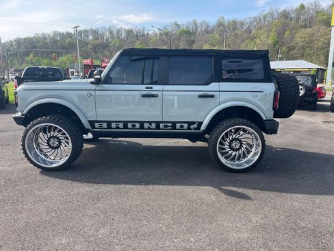Used 2021 Ford Bronco Outer Banks image 8