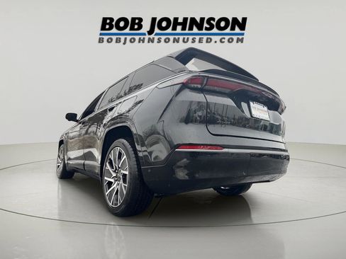 Used 2025 Jeep Wagoneer S Limited image 5