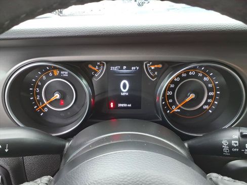 Used 2022 Jeep Wrangler Sport AWD/4WD image 21