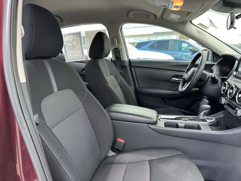 Used 2024 Nissan Sentra SV FWD image 16