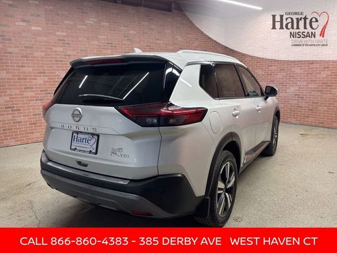 Certified 2022 Nissan Rogue SL image 6