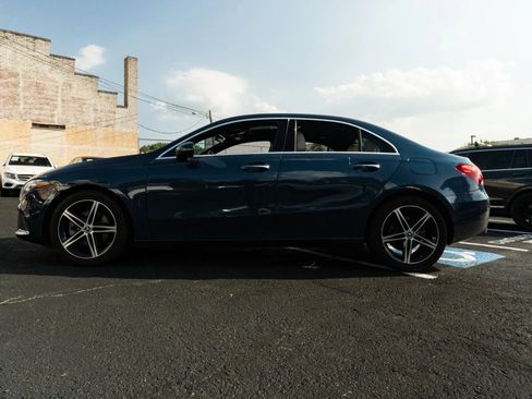 Used 2022 Mercedes-Benz A 220 4MATIC w/ Premium Package Lite image 5