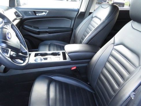 Certified 2024 Ford Edge SEL w/ Convenience Package image 4