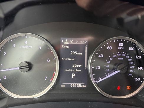 Used 2017 Lexus IS 300 300 image 7