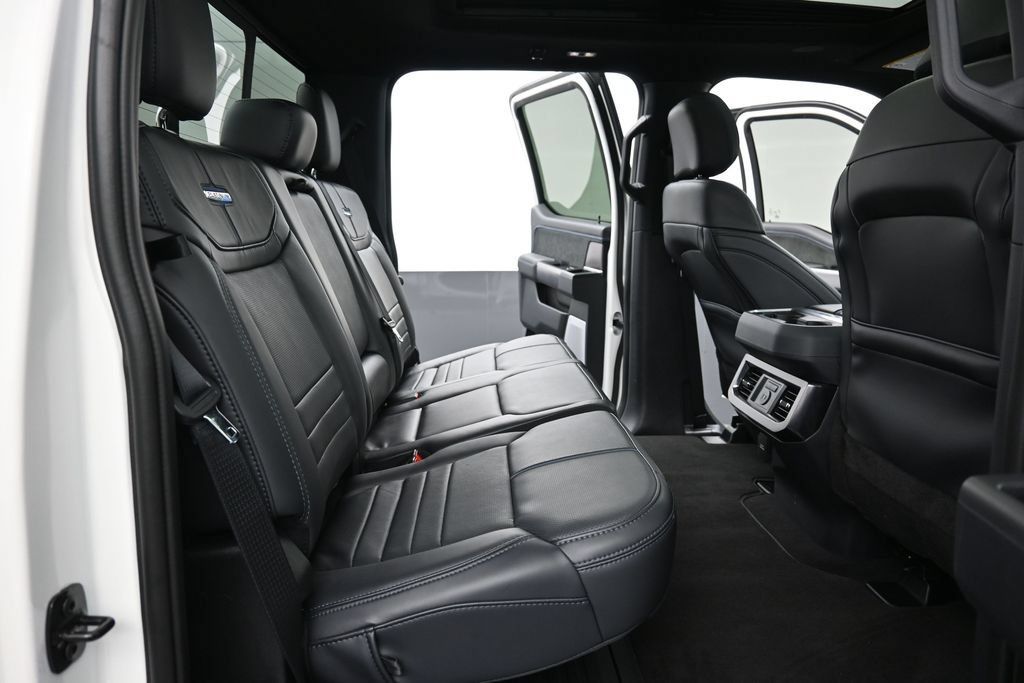 Used 2026 Ford F250 Platinum AWD/4WD image 14