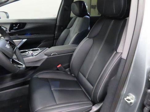 New 2026 Cadillac Optiq Sport 1 image 18