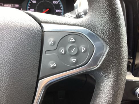 Used 2023 Chevrolet Traverse LS w/ Midnight/Sport Edition FWD image 6