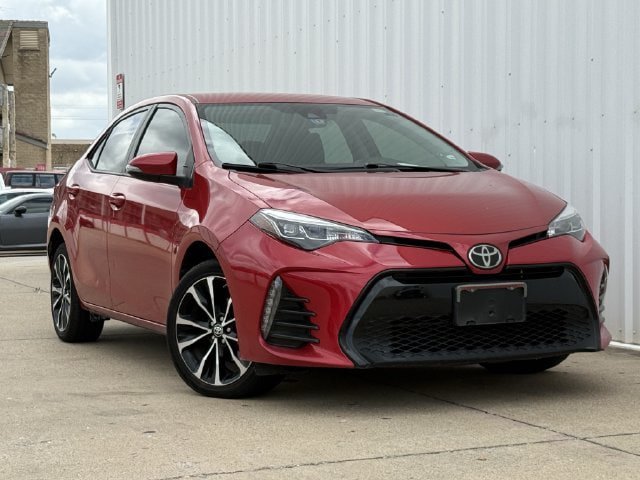 Used 2019 Toyota Corolla SE FWD image 2