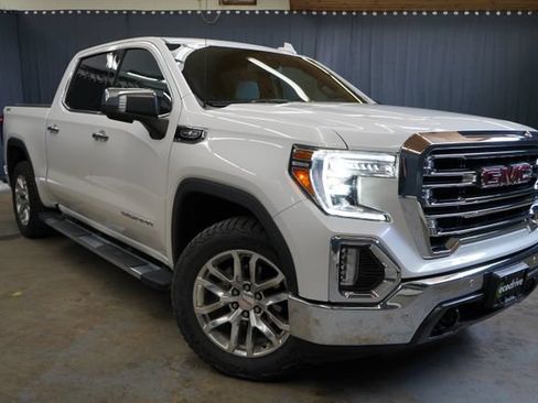 Used 2020 GMC Sierra 1500 SLT w/ SLT Premium Plus Package AWD/4WD image 3