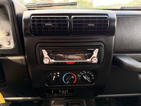 Used 2003 Jeep Wrangler X AWD/4WD image 6