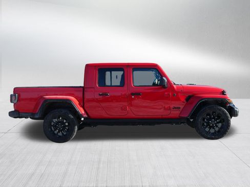 Certified 2024 Jeep Gladiator Sport image 8