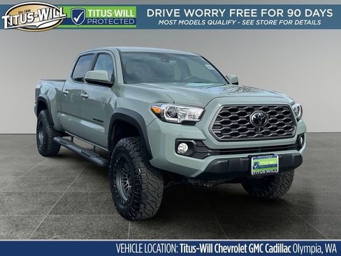 Used 2022 Toyota Tacoma TRD Off-Road w/ Black Out Package (TMS) AWD/4WD image 1