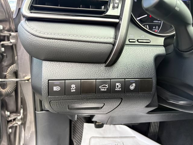 Used 2024 Toyota Camry SE FWD image 19