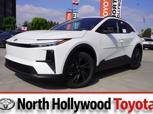 New 2026 Toyota C-HR AWD/4WD image 1