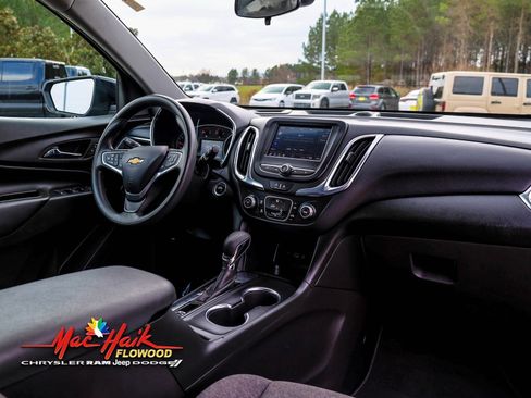 Used 2023 Chevrolet Equinox LT image 11