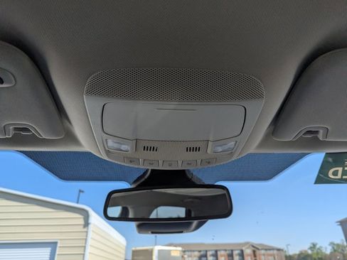 Used 2022 Ford Edge Titanium image 20