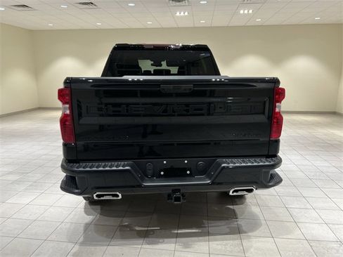 New 2026 Chevrolet Silverado 1500 Custom Trail Boss w/ LPO, Dark Essentials Package image 4