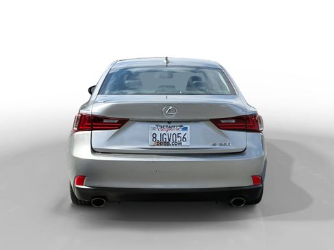 Used 2014 Lexus IS 250 RWD image 4