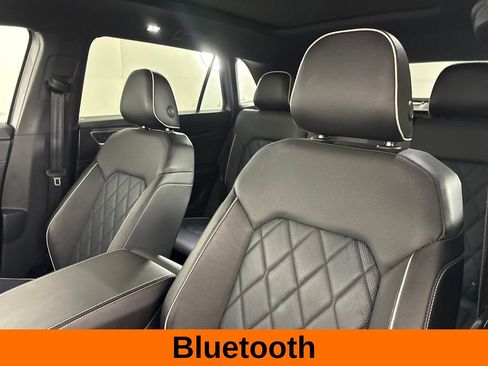 Used 2024 Volkswagen Atlas Cross Sport SEL Premium R-Line AWD/4WD image 13
