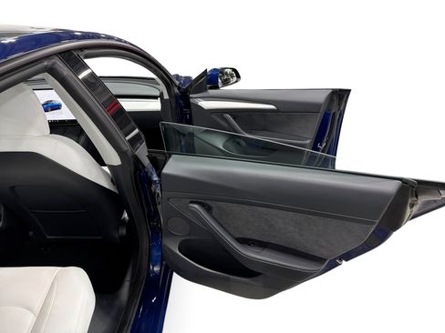 Certified 2023 Tesla Model 3 Standard Range RWD image 12
