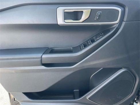 New 2025 Ford Explorer 4WD Police Interceptor image 19