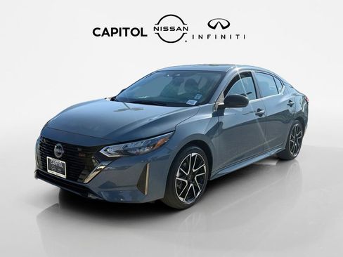 Certified 2025 Nissan Sentra SR image 1