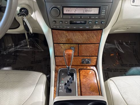 Used 2003 Lexus LS 430 RWD image 18