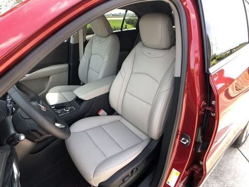 Certified 2023 Cadillac XT4 Premium Luxury FWD image 19