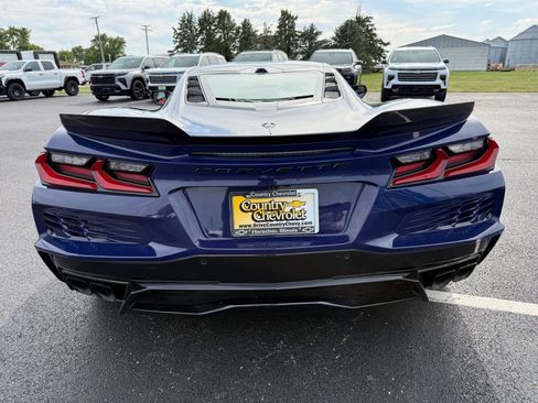 Used 2025 Chevrolet Corvette E-Ray w/ ZER Performance Package AWD/4WD image 8