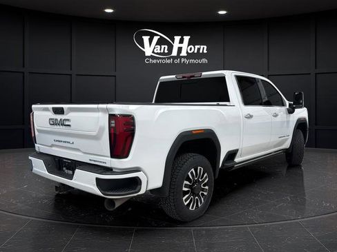 Used 2025 GMC Sierra 2500 Denali Ultimate w/ Snow Plow Prep/Camper Package AWD/4WD image 7