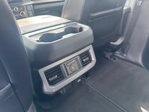 Used 2024 Ford F350 Lariat w/ Lariat Ultimate Package AWD/4WD image 35