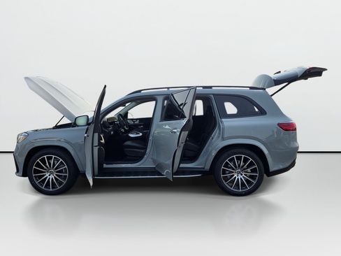 New 2026 Mercedes-Benz GLS 450 4MATIC image 10