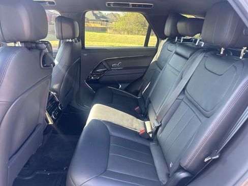 Used 2025 Land Rover Range Rover Sport Dynamic SE AWD/4WD image 12