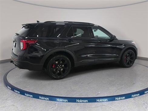 Used 2020 Ford Explorer ST w/ ST Street Pack image 6