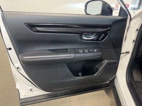 Used 2025 Honda CR-V Sport Touring image 27