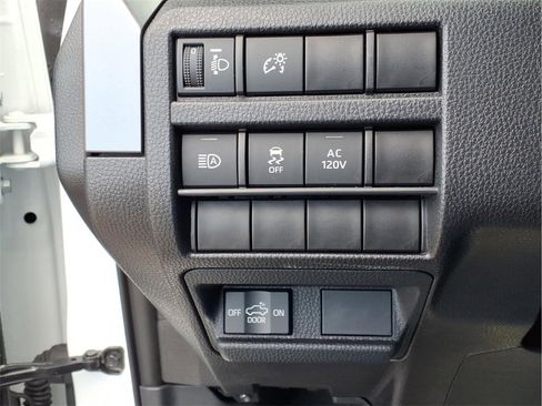 Used 2024 Toyota Tacoma SR5 image 28