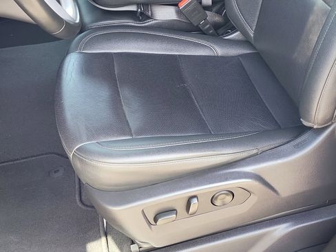 Used 2024 GMC Sierra 1500 SLT image 21