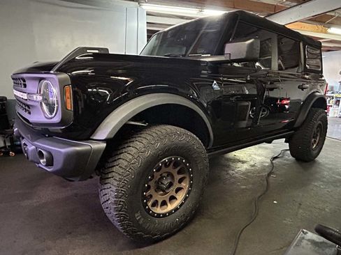 Used 2023 Ford Bronco Black Diamond AWD/4WD image 1