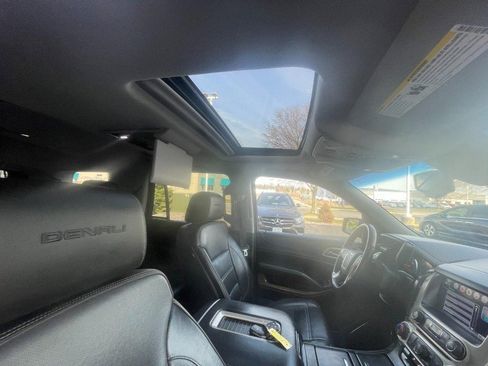 Used 2018 GMC Yukon Denali w/ Denali Ultimate Package image 6