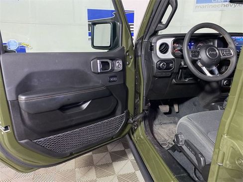 Used 2024 Jeep Wrangler Sahara w/ Technology Group image 28