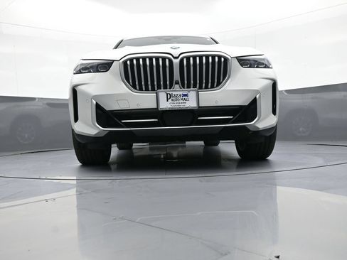 Used 2024 BMW X5 xDrive40i w/ Premium Package AWD/4WD image 30