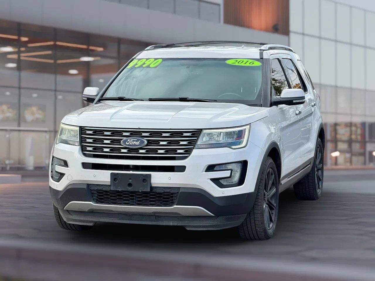 Used 2016 Ford Explorer Limited AWD/4WD image 3